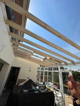 Beginning structure of support beam installation